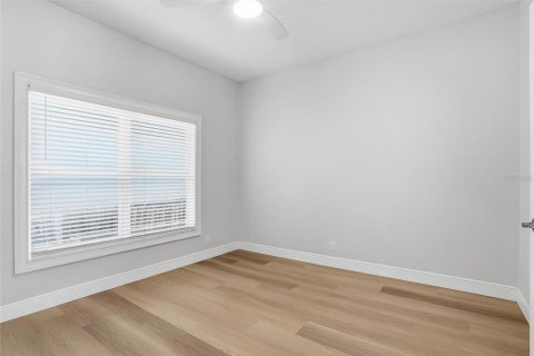 House in Tampa, Florida 3 bedrooms, 117.06 sq.m. № 2096842 - photo 23