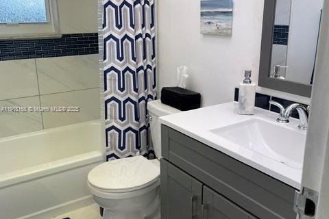 Condominio en venta en Lauderdale Lakes, Florida, 2 dormitorios, 80.36 m2 № 1996411 - foto 7