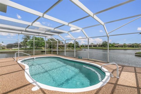 Casa en venta en Palm Coast, Florida, 6 dormitorios, 379.41 m2 № 1635113 - foto 24
