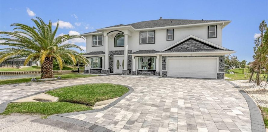 Casa en Palm Coast, Florida 6 dormitorios, 379.41 m2 № 1635113