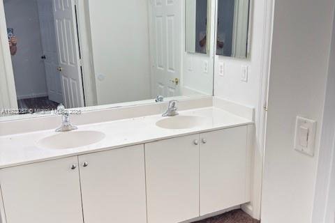 Townhouse in Plantation, Florida 3 bedrooms, 155.33 sq.m. № 1975982 - photo 12