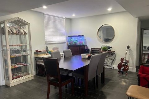 Copropriété à vendre à Miami, Floride: 4 chambres, 135.54 m2 № 1995590 - photo 3