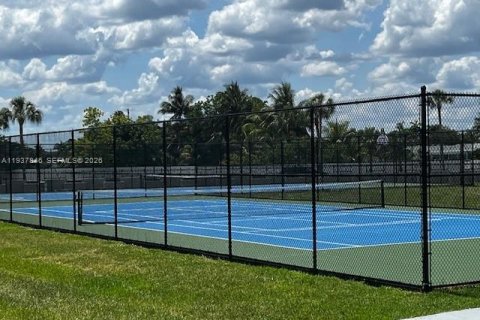 Copropriété à vendre à Miami, Floride: 4 chambres, 135.54 m2 № 1995590 - photo 17