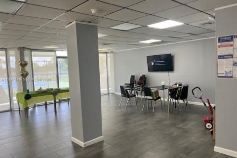 Copropriété à vendre à Miami, Floride: 4 chambres, 135.54 m2 № 1995590 - photo 19