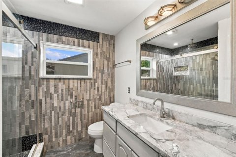 Villa ou maison à vendre à Orlando, Floride: 4 chambres, 146.6 m2 № 2437235 - photo 3
