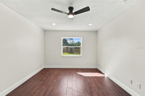 Villa ou maison à vendre à Orlando, Floride: 4 chambres, 146.6 m2 № 2437235 - photo 24