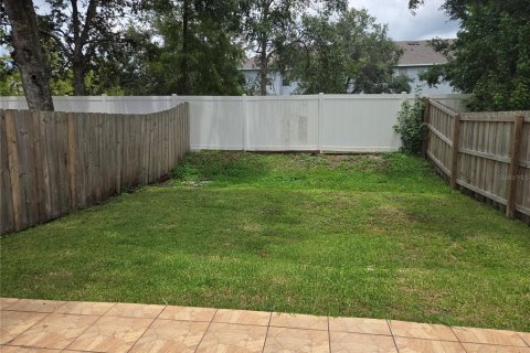 Townhouse in Tampa, Florida 2 bedrooms, 74.69 sq.m. № 2394431 - photo 5