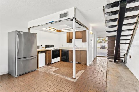 Condominio en venta en Saint Petersburg, Florida, 2 dormitorios, 118.91 m2 № 1822981 - foto 8