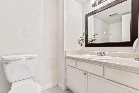 Condominio en venta en Saint Petersburg, Florida, 2 dormitorios, 118.91 m2 № 1822981 - foto 13