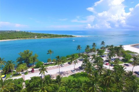 Casa en venta en Hutchinson Island South, Florida, 3 dormitorios, 411.84 m2 № 1283463 - foto 26