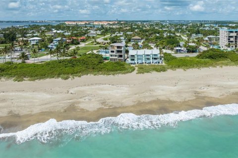 Casa en venta en Hutchinson Island South, Florida, 3 dormitorios, 411.84 m2 № 1283463 - foto 22