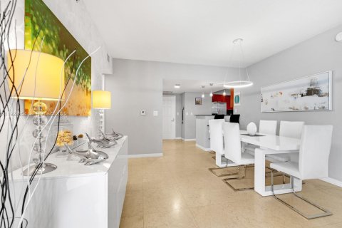 Copropriété à vendre à Sunny Isles Beach, Floride: 3 chambres, 152.08 m2 № 2034930 - photo 8