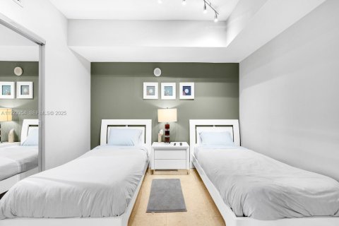 Copropriété à vendre à Sunny Isles Beach, Floride: 3 chambres, 152.08 m2 № 2034930 - photo 25