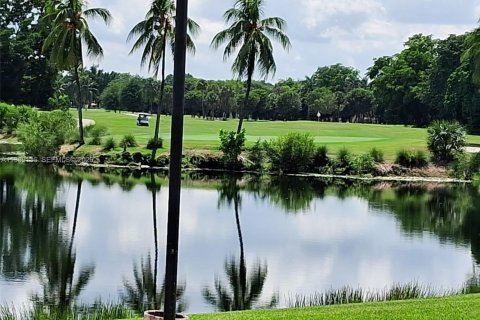 Copropriété à louer à Doral, Floride: 2 chambres, 137.03 m2 № 2065743 - photo 8