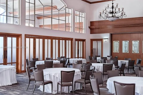 Copropriété à louer à Doral, Floride: 2 chambres, 137.03 m2 № 2065743 - photo 6