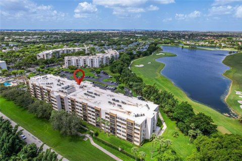 Copropriété à louer à Doral, Floride: 2 chambres, 137.03 m2 № 2065743 - photo 5