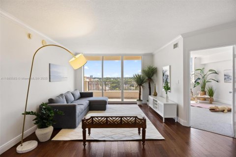Купить кондоминиум в Майами, Флорида 2 спальни, 109.62м2, № 1940887 - фото 1