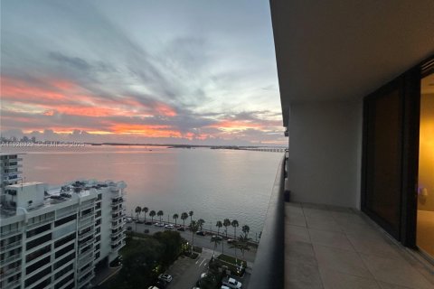 Купить кондоминиум в Майами, Флорида 2 спальни, 95.69м2, № 1992984 - фото 1