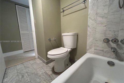 Купить кондоминиум в Майами, Флорида 2 спальни, 95.69м2, № 1992984 - фото 14