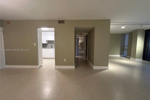 Купить кондоминиум в Майами, Флорида 2 спальни, 95.69м2, № 1992984 - фото 21