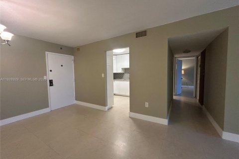 Купить кондоминиум в Майами, Флорида 2 спальни, 95.69м2, № 1992984 - фото 11