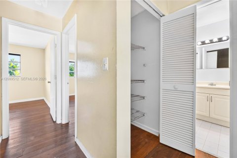 Touwnhouse à vendre à Sunrise, Floride: 3 chambres, 142.23 m2 № 2375895 - photo 24