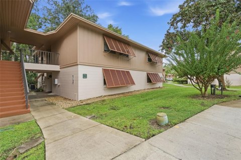 Condo in Deltona, Florida, 2 bedrooms  № 2386650