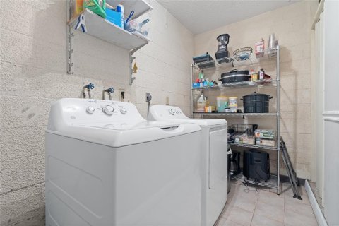 Casa en venta en Saint Petersburg, Florida, 3 dormitorios, 132.85 m2 № 1873021 - foto 27