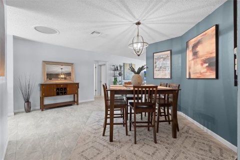 Casa en venta en Saint Petersburg, Florida, 3 dormitorios, 132.85 m2 № 1873021 - foto 10