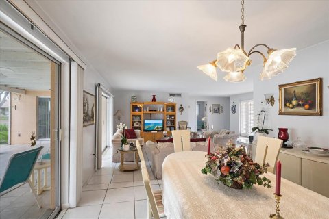 Casa en venta en Sarasota, Florida, 3 dormitorios, 147.81 m2 № 1871232 - foto 16