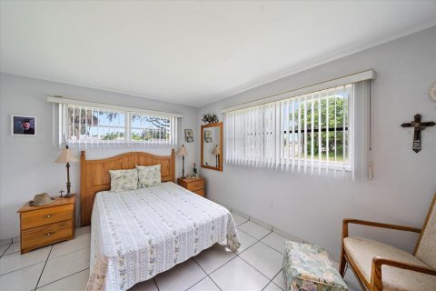 Casa en venta en Sarasota, Florida, 3 dormitorios, 147.81 m2 № 1871232 - foto 22