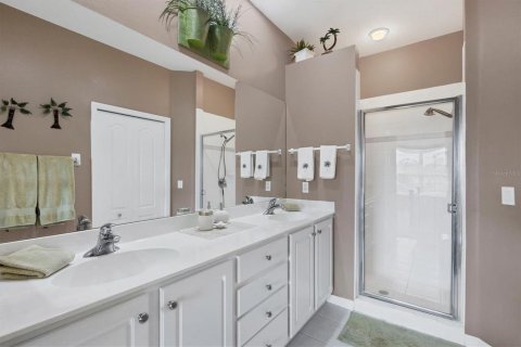 House in North Port, Florida 2 bedrooms, 142.23 sq.m. № 1565848 - photo 24