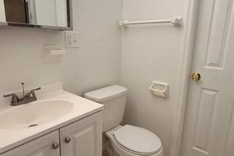 Villa ou maison à louer à Leesburg, Floride: 3 chambres, 101.08 m2 № 2101040 - photo 7