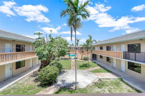 Appartement à louer à North Miami, Floride: 1 chambre, 60.39 m2 № 1987482 - photo 23