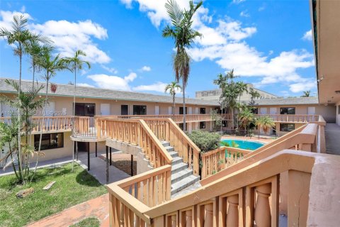 Appartement à louer à North Miami, Floride: 1 chambre, 60.39 m2 № 1987482 - photo 25