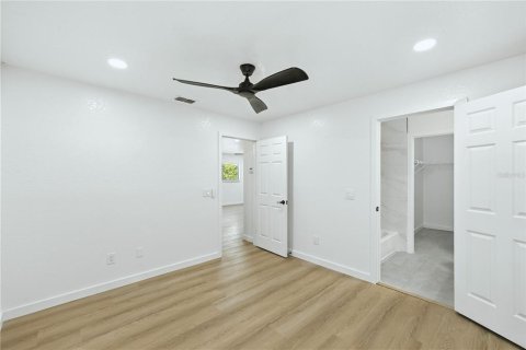 Apartment in Ocala, Florida 2 bedrooms, 74.88 sq.m. № 1887126 - photo 13