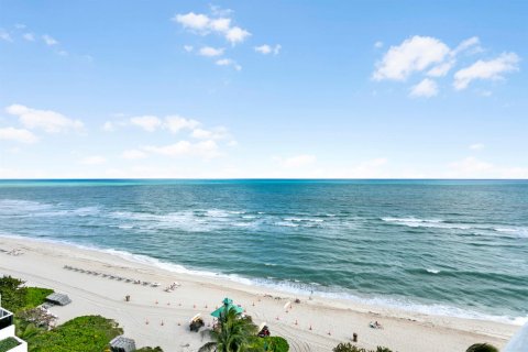 Condo in Sunny Isles Beach, Florida, 3 bedrooms  № 2241446 - photo 9