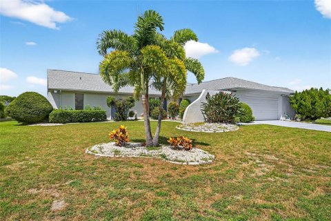 Villa ou maison à vendre à Sun City Center, Floride: 3 chambres, 210.89 m2 № 1886767 - photo 1