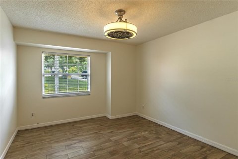 House in Lake Wales, Florida 4 bedrooms, 156.17 sq.m. № 1908038 - photo 12