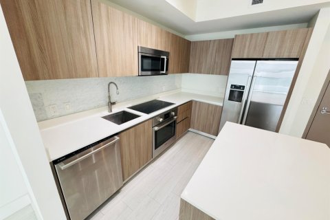 Copropriété à louer à Miami, Floride: 1 chambre, 66.33 m2 № 2384939 - photo 2