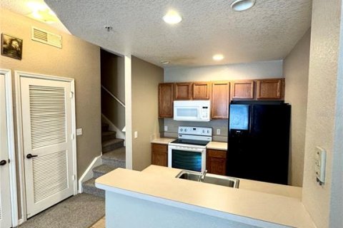 Touwnhouse à vendre à Kissimmee, Floride: 3 chambres, 120.4 m2 № 1301979 - photo 8