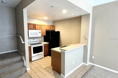 Touwnhouse à vendre à Kissimmee, Floride: 3 chambres, 120.4 m2 № 1301979 - photo 6