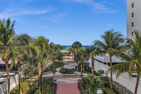 Condominio en venta en Miami Beach, Florida, 49.98 m2 № 2032499 - foto 29