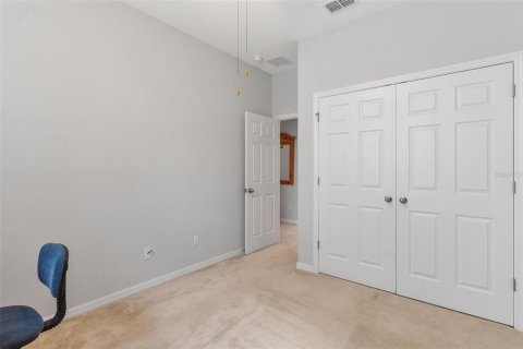 House in Fruitland Park, Florida 3 bedrooms, 149.57 sq.m. № 1901399 - photo 29