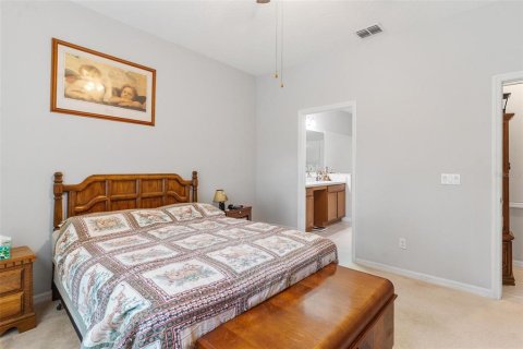 House in Fruitland Park, Florida 3 bedrooms, 149.57 sq.m. № 1901399 - photo 21