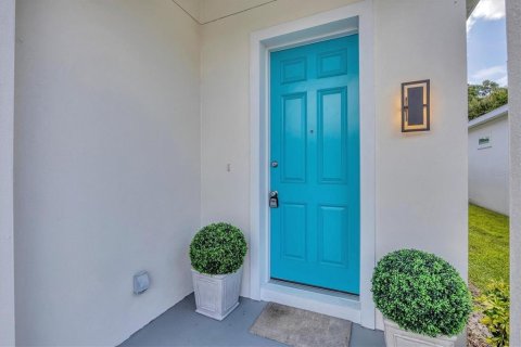 Casa en venta en Sarasota, Florida, 3 dormitorios, 141.4 m2 № 1839801 - foto 2