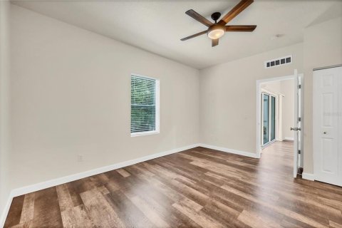 Casa en venta en Sarasota, Florida, 3 dormitorios, 141.4 m2 № 1839801 - foto 13