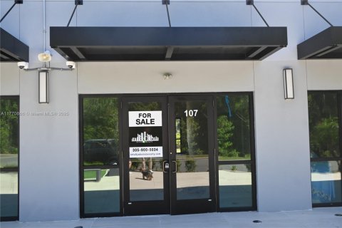 Immobilier commercial à Orlando, Floride № 2037287