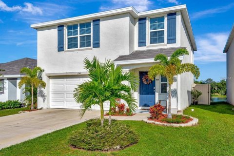 House in Bradenton, Florida 3 bedrooms, 182.09 sq.m. № 2117054