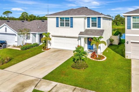 House in Bradenton, Florida 3 bedrooms, 182.09 sq.m. № 2117054 - photo 3